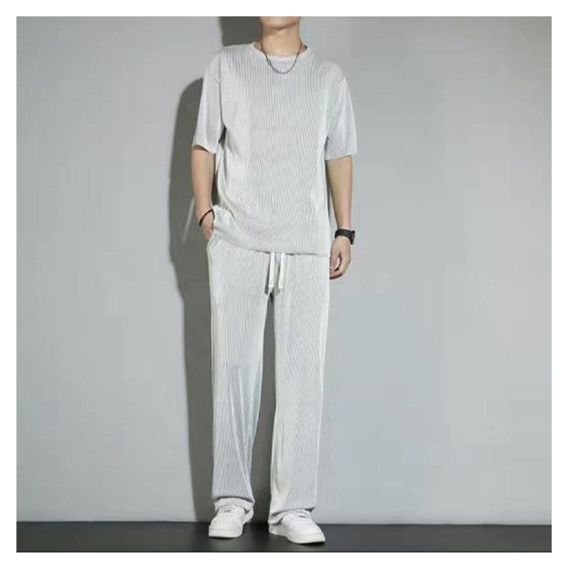 Onlayn tomosha qiling: Jerking off to pussy Qorongu lesbian rasmlar