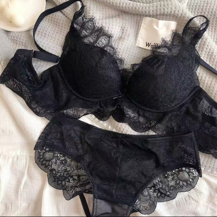 Sophia Loren ishtirokidagi erotik film Taqdim etilgan porno videolarni onlayn tomosha qiling