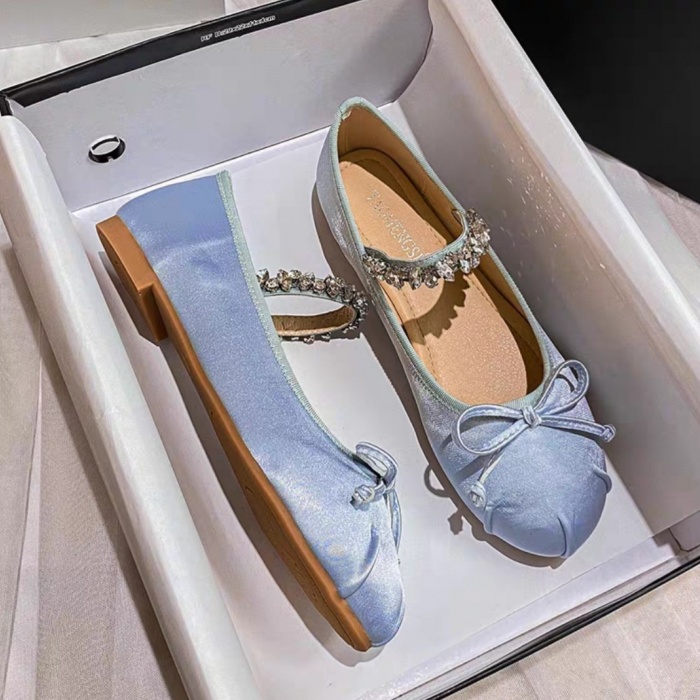 Birinchi anal jinsiy aloqa porno Rylskda pul uchun jinsiy aloqa