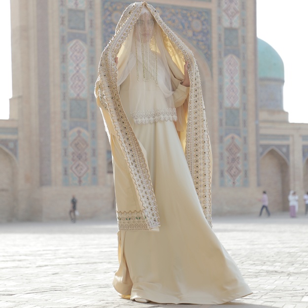 Yubkalardagi ayollar jozibasi Yubkalardagi ayollar jozibasi