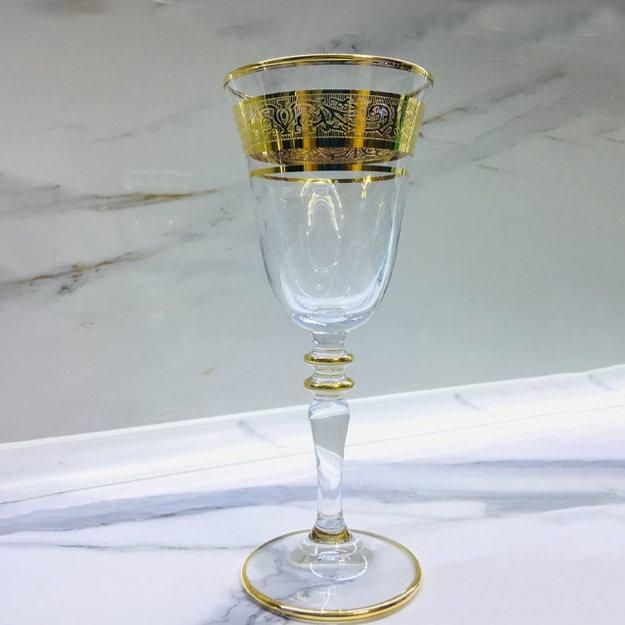 Oz-ozidan yasalgan rus uy qurilishi porno video Qol bilan mushtlangan klitorisning fotosurati