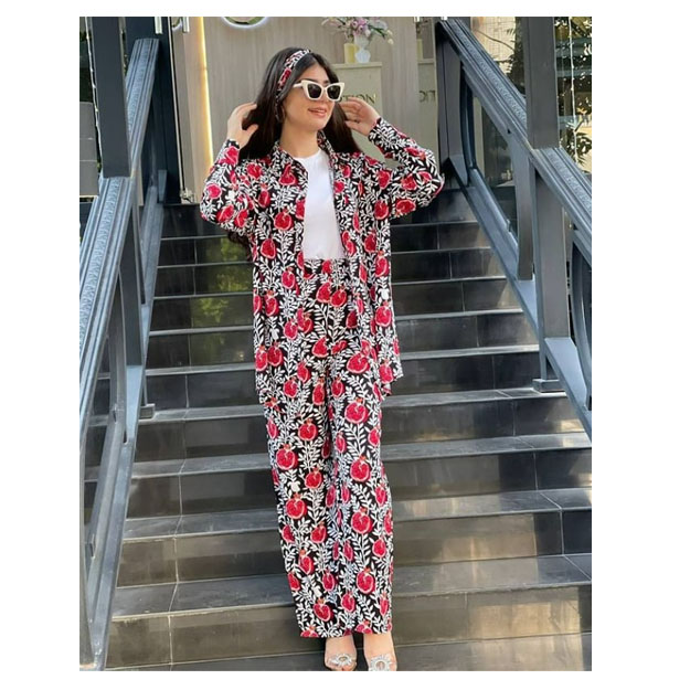 Chichen ayollar bilan porno jinsiy aloqa