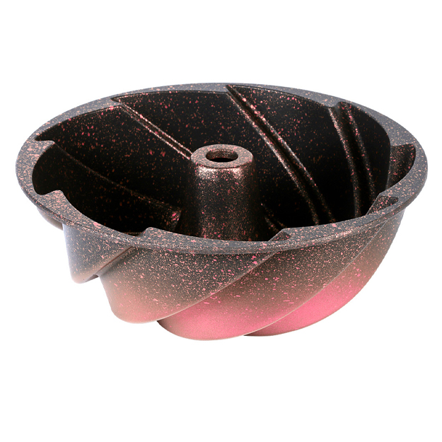 Pikap oyinida ikki yigitni aldab jinsiy aloqa qilishdi. Osiyo pornosi uning mushukini yaqindan korsatadi